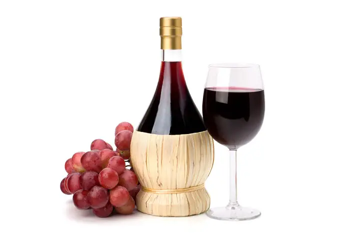 red wine and grapes